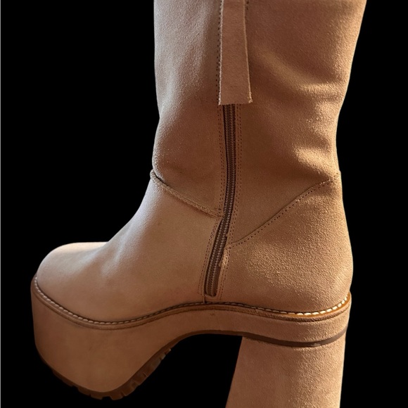 NWOB Free People Montreal Platform Boots (light tan Suede) $298 - Picture 8 of 16